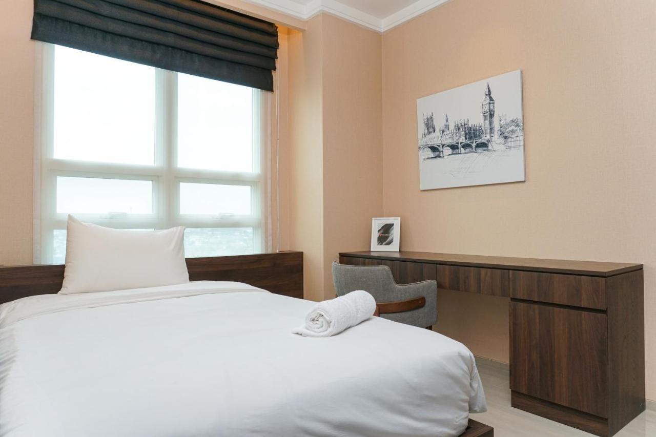 Cozy And Comfy 2br Citralake By Travelio Appartement